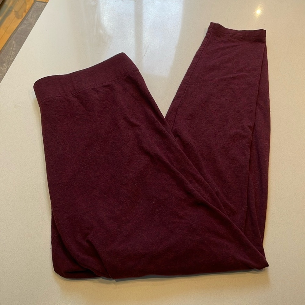 Lou & Grey Soft Leggings, 7/8 Cropped Length, Cranberry, Size L